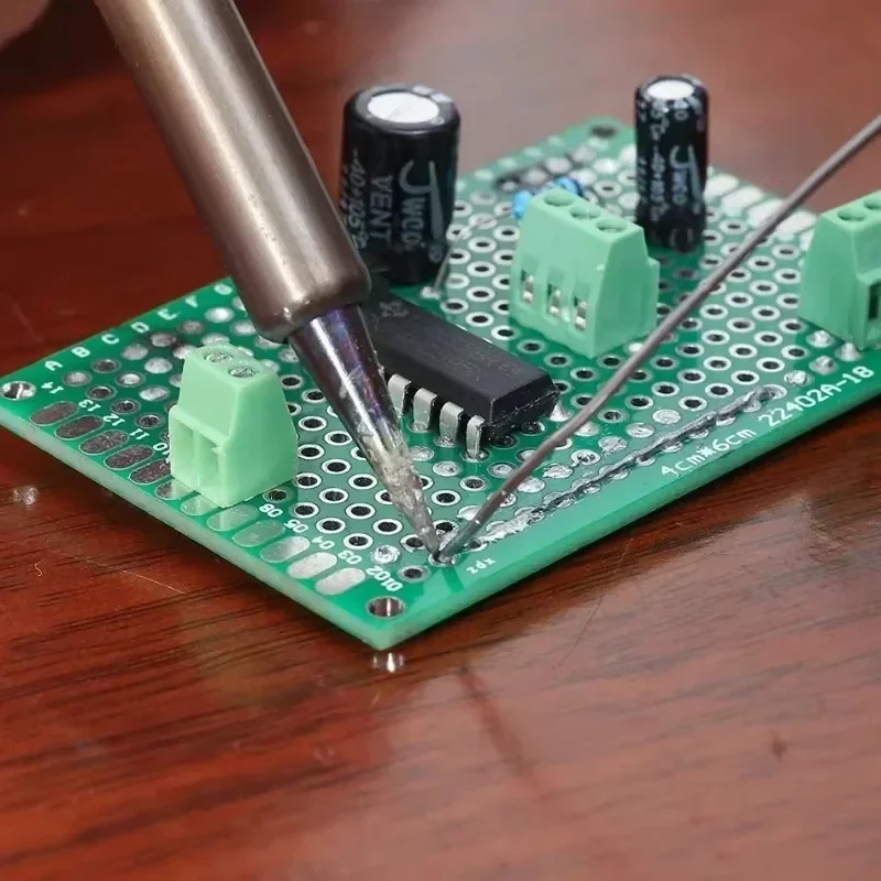 Universele PCB Circuit Protobo - Perfboard recensie en prijs
